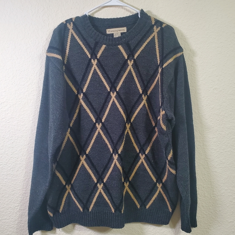 Munsing Mens Sweater Long Sleeve Warm Gray Plaid Large Business Casual Work   Go